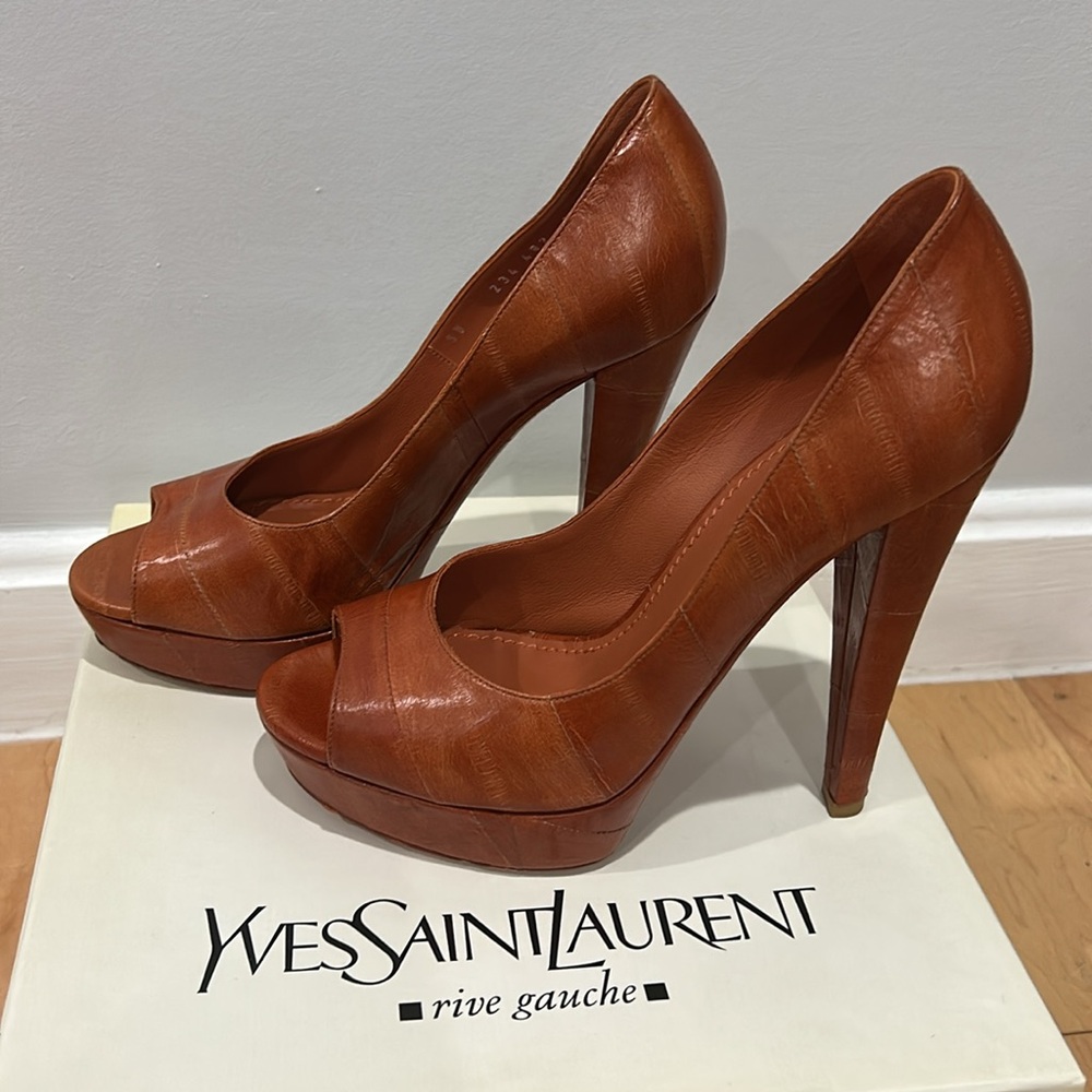 Ysl Pump - image 5